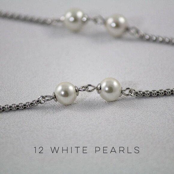 Boxer Pendant & Pearl Necklace, Animal Jewelry, Dog Necklace, Pearl Necklace - Picture 4 of 9